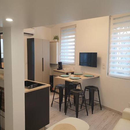 Mezza'Nimes Apartment Екстериор снимка