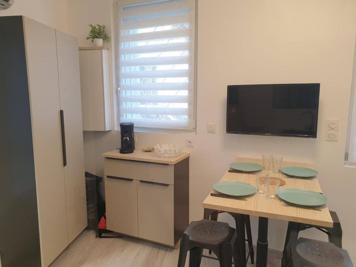 Mezza'Nimes Apartment Екстериор снимка